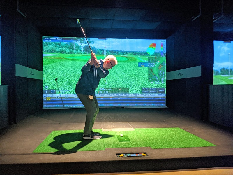 Play Virtual Reality Golf Game At Microgravity